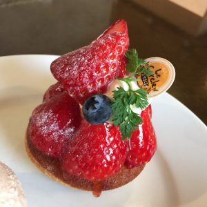 Strawberry Tart at Le Cerecle, Fukuoka Japan
